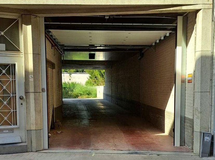 À louer : nouvelles places de parking en plein air au cœur de Louvain&lt;br /&gt;
Emplacements individuels récemment aménagés à louer à l&#039;intérieur du ring